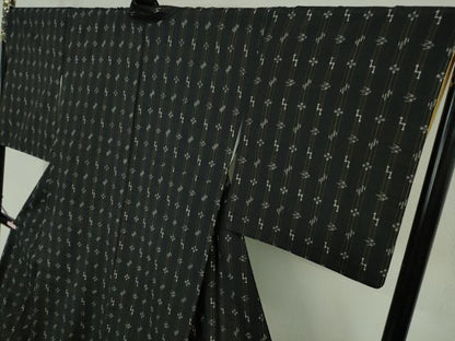 平和屋本店●極上　本場琉球絣　紬　大城つや子作　手おり　証紙付き　逸品　DZAB9727kh6