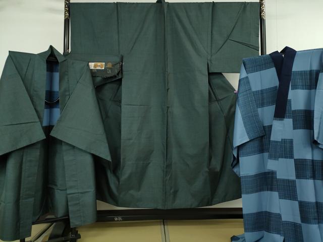 平和屋着物●極上 男性 本場大島紬 アンサンブル 長襦袢(袷)・長羽織 キングサイズ 川畑郁雄作 100亀甲 総詰め 証紙付き 逸品　DZAB9728kh6