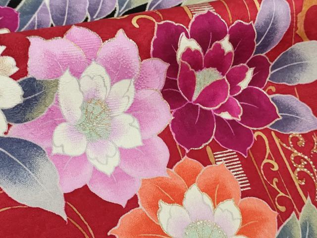 平和屋本店●極上　森英恵・HANAE MORI　振袖　刺繍　草花文　黒地　金糸　逸品　DZAB9751kh6