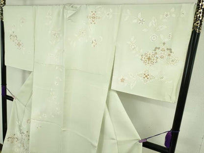 平和屋本店●極上　訪問着　駒刺繍　花菱　更紗花唐草文　若芽色地　暈し染め　金彩　ロング丈　反端付き　逸品　DZAB9776kh6