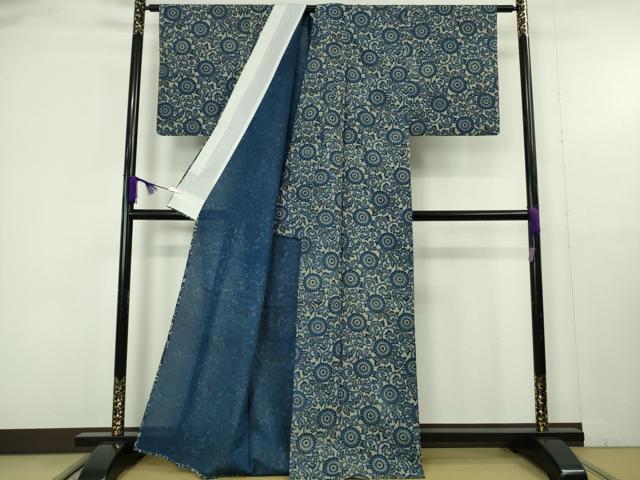 平和屋着物＊極上　夏物　本場阿波藍染　角田智造　小紋　型染　菊唐草文　逸品　DZAB9791kh6