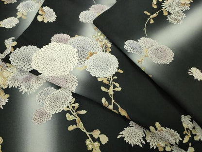 平和屋本店●極上　中国三大刺繍　相良刺繍　小紋　枝菊　黒地　暈し染め　逸品　DZAB9793kh6