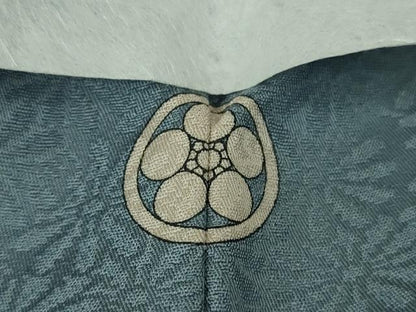 平和屋着物●極上　色無地　小石丸　菊地紋　藍鼠色　反端付き　逸品　未使用　DZAB9936kh6