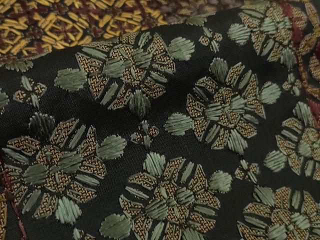 平和屋本店●極上　本場大島紬　総刺繍　伽羅沙羅沙　黒地　岡江織物謹製　証紙付き　逸品　DZAB9981kh6