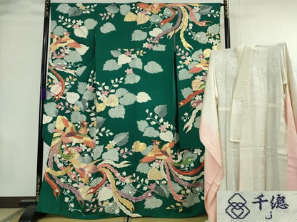 平和屋本店●極上　創業460年・千總　振袖・長襦袢(無双仕立て)セット　駒刺繍　鳳凰桐花文　鉄色地　金彩　逸品　DZAB9986kh6