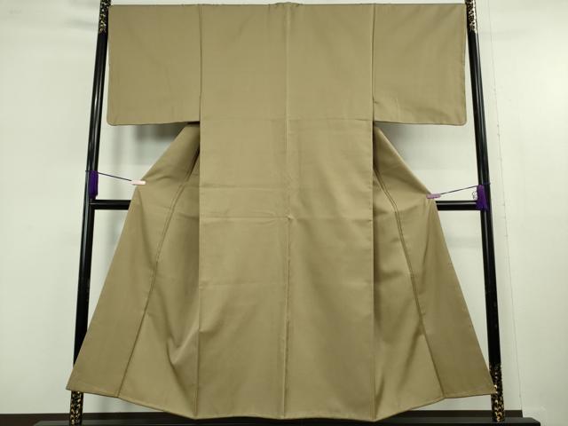 平和屋本店●極上　男性　お召　色無地　空五倍子色　逸品　未使用　DZAC0048kh6