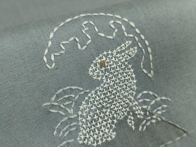 平和屋着物●極上　小紋　紬地　刺し子　総刺繍　兎　ウサギ　逸品　DZAC0059kh6