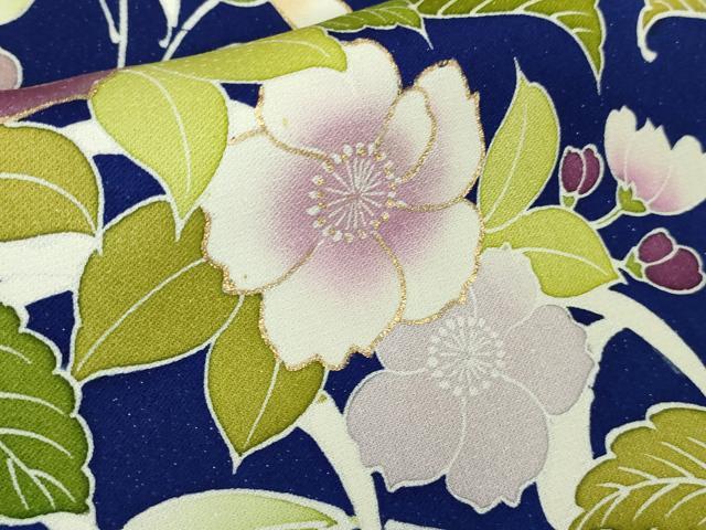 平和屋本店●極上　創業460年・千總　誰が袖好み　振袖　駒刺繍　花唐草文　金彩　銀通し地　高島屋扱い　逸品　DZAC0080kh6