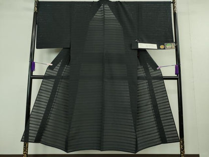 平和屋本店＊極上　夏物　男性　琉球古代織　首里花織　絽入り　新垣斉子　染め織り　季時　濃い青褐色地　証紙付き　逸品　DZAC0258kh6
