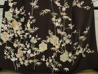 平和屋本店●極上　訪問着　駒刺繍　吉祥花文　黒紅色地　鬼しぼ縮緬　逸品　DZAC0287kh6