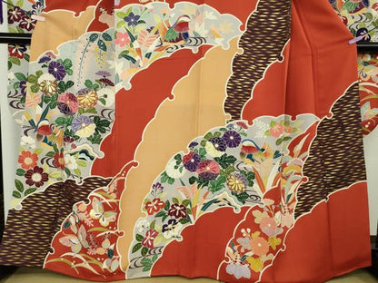 平和屋本店●極上　創業460年・千總　振袖　駒刺繍　雪輪　鴛鴦舞蝶花文　金彩　高島屋扱い　逸品　DZAC0332kh6
