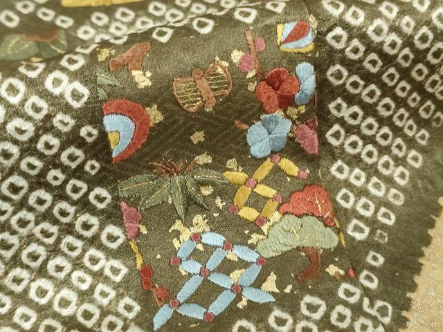 平和屋本店●極上　訪問着　駒刺繍　絞り　宝尽くし　吉祥花松文　金彩　逸品　DZAC0349kh6