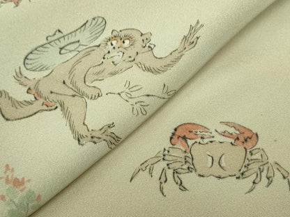 平和屋着物●極上　染色作家　桐山紫香　手描き　訪問着　猿蟹合戦　木蘭色地　暈し染め　逸品　DZAC0372kh6