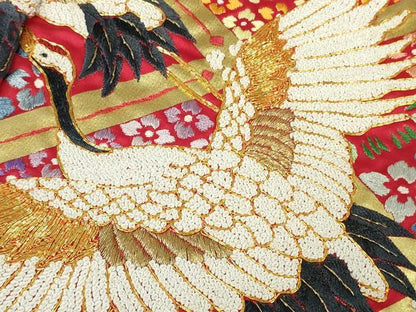 平和屋本店●極上　中国三大刺繍 相良刺繍 総刺繍 駒刺繍 色打掛 和装 婚礼 結婚式 花嫁 格天井花文 金彩 仮絵羽 逸品 未使用　DZAC0375kh6