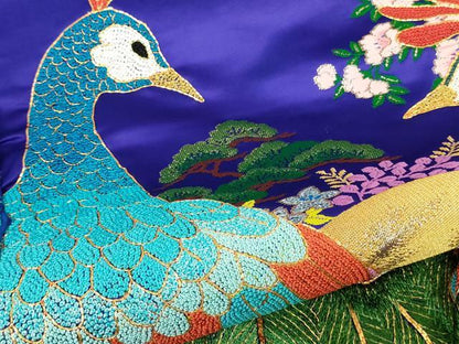 平和屋本店●極上　中国三大刺繍 相良刺繍 総刺繍 色打掛 和装 婚礼 結婚式 花嫁 駒刺繍 孔雀花文 金糸 仮絵羽　逸品　未使用　DZAC0376kh6