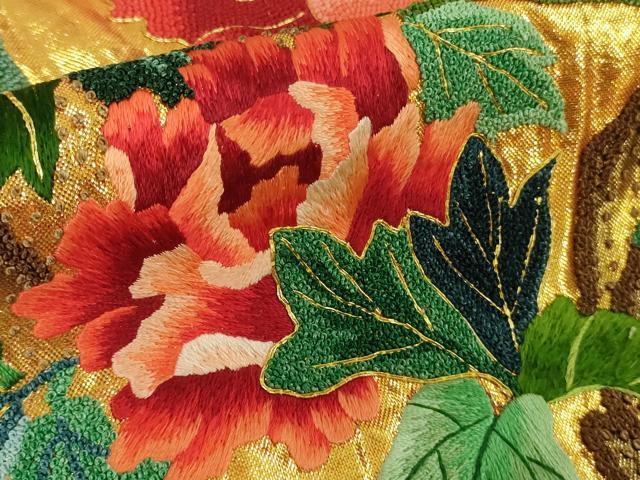 平和屋本店●最高級　中国三大刺繍　相良刺繍　駒刺繍　総手刺繍　色打掛　和装　婚礼　結婚式　花嫁　金箔冨貴紋様　逸品　DZAC0378kh6