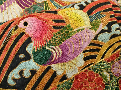 平和屋本店●最高級　中国三大刺繍 相良刺繍　駒刺繍　総手刺繍　色打掛　和装　婚礼　結婚式　花嫁　吉祥花鳥文　金彩　逸品　DZAC0380kh6