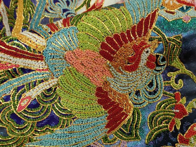 平和屋本店●最高級　中国三大刺繍　総相良刺繍　駒刺繍　色打掛　和装　婚礼　結婚式　花嫁　鳳凰花唐草文　金糸　逸品　DZAC0381kh6