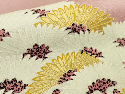 平和屋本店●極上　人間国宝　森口華弘　蒔糊友禅　蒔糊散らし　色留袖　刺繍　枝菊　金糸　三越扱い　逸品　DZAC0398kh6