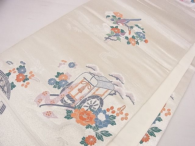 平和屋着物■六通柄袋帯　九百錦　御所車籬花文　プラチナ摺箔二重織　逸品　eg0429