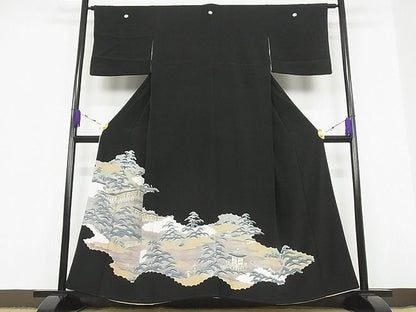 平和屋着物■豪華黒留袖　風景松文　金彩　着丈158cm　裄丈62.5cm　正絹　逸品　B-ey2442