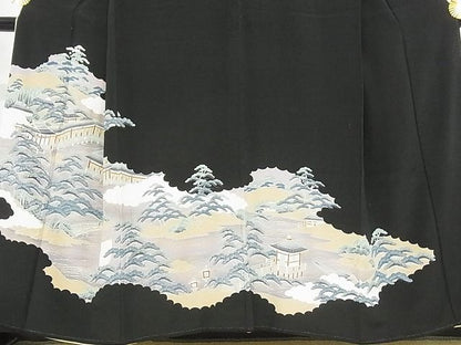 平和屋着物■豪華黒留袖　風景松文　金彩　着丈158cm　裄丈62.5cm　正絹　逸品　B-ey2442