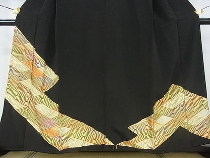 平和屋着物■豪華黒留袖　駒刺繍　菱文　金彩　逸品　fe3412