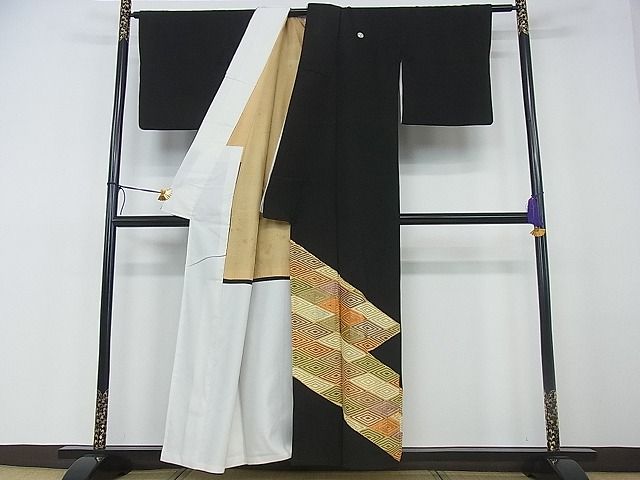 平和屋着物■豪華黒留袖　駒刺繍　菱文　金彩　逸品　fe3412