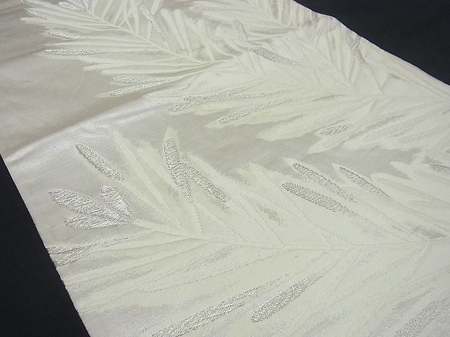 平和屋着物■六通柄袋帯 唐織 若松葉文 銀糸 逸品 n-gh1745