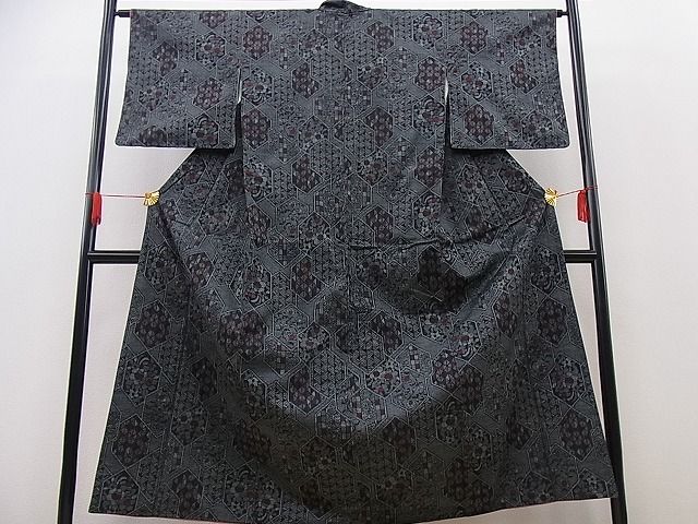 平和屋着物■上質な紬　亀甲重ね吉祥文　逸品　n-gt1919
