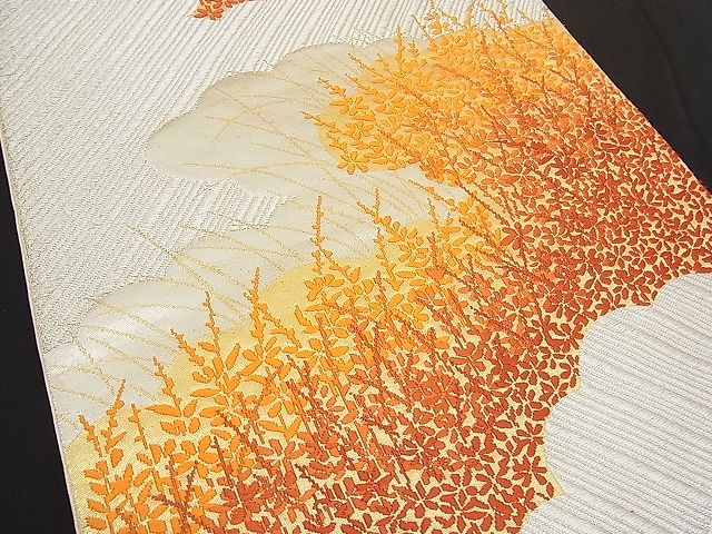 平和屋着物■六通柄袋帯 唐織 雲取り草花文 金銀糸 逸品 n-hv1640