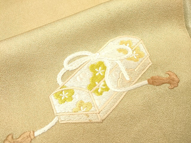 平和屋着物▼訪問着　総刺繍　貝桶文箱花文　暈し染　正絹　逸品　DABH7580fe
