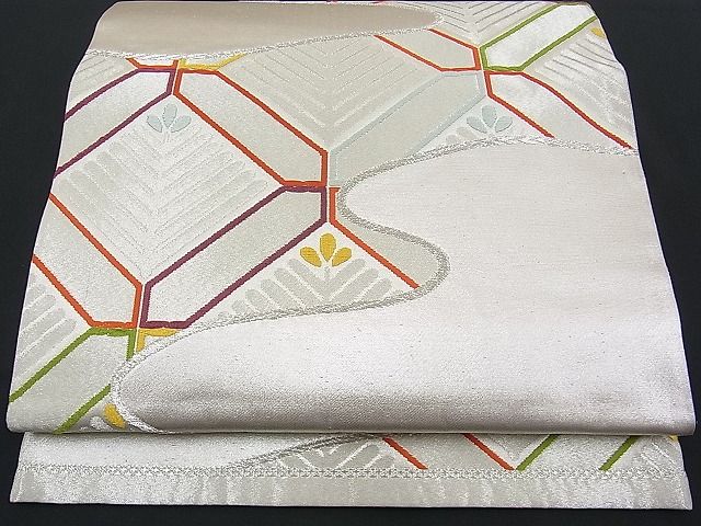 平和屋着物■六通柄袋帯 雲取り菱吉祥文 銀糸 逸品 n-je1740