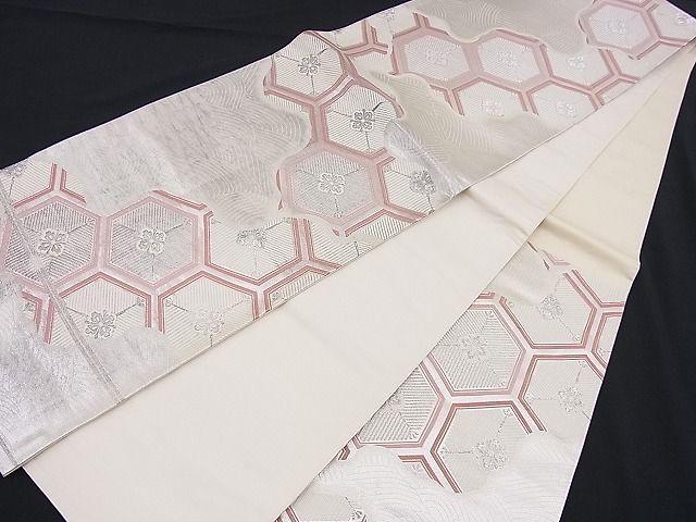 平和屋着物■六通柄袋帯 唐織 雲取り亀甲文様 銀糸 逸品 n-je2417