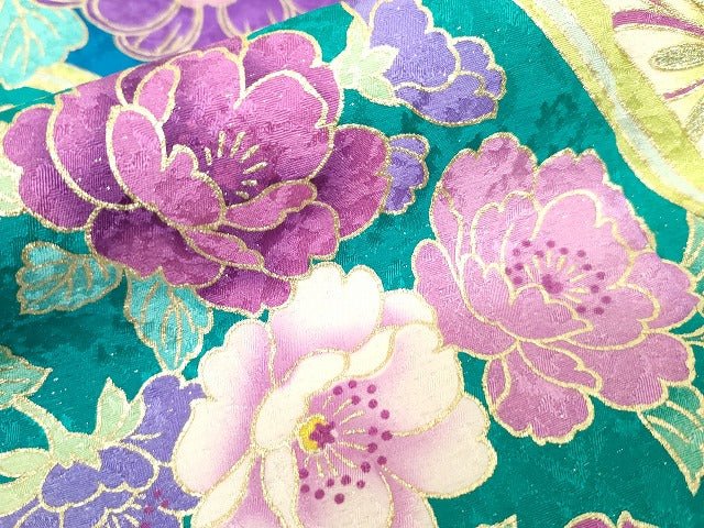平和屋本店■極上　ブライダルファッションデザイナー・桂由美　振袖　駒刺繍　草花文　暈し染め　金彩　正絹　KAAA1584kk4 - 平和屋