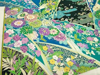 平和屋本店■極上　ブライダルファッションデザイナー・桂由美　振袖　駒刺繍　草花文　暈し染め　金彩　正絹　KAAA1584kk4 - 平和屋