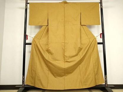 平和屋本店■希少　山下八百子　本場黄八丈　紬　市松綾織　単衣　正絹　逸品　KAAA1694kk4 - 平和屋
