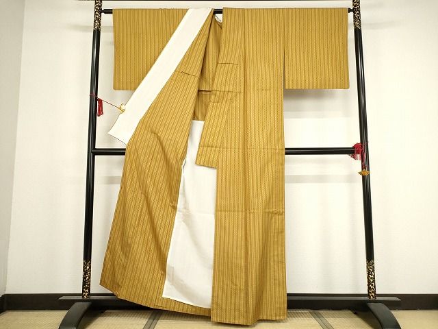 平和屋本店■希少　山下八百子　本場黄八丈　紬　市松綾織　単衣　正絹　逸品　KAAA1694kk4 - 平和屋