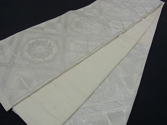 平和屋着物■六通柄袋帯 唐織 菱天井花文 銀糸 逸品 n-kg1430