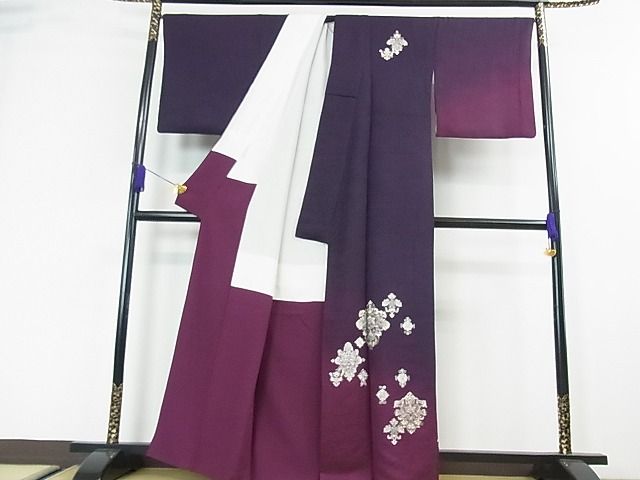 平和屋本店●極上　金彩友禅　卓越技能者・名工・和田光正　訪問着　飾花文　濃深紫色地　暈し染め　銀彩　逸品　3kh1094