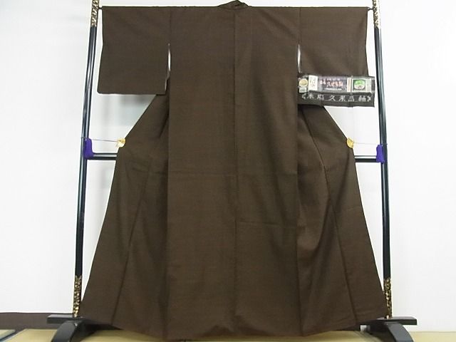 平和屋本店●極上　国指定重要無形文化財　本場久米島紬　伊良皆トシ作　手織　草木染　泥染　証紙付き 逸品 3kh1180