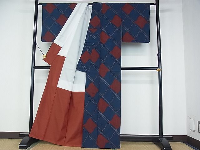平和屋着物■上質な紬 瓦文 逸品 mz0756