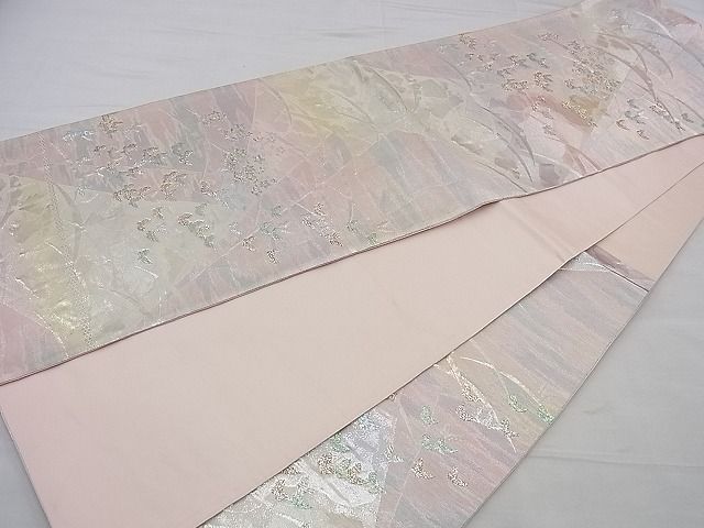 平和屋着物□六通柄袋帯 雪芝舞蝶花文 銀糸 逸品