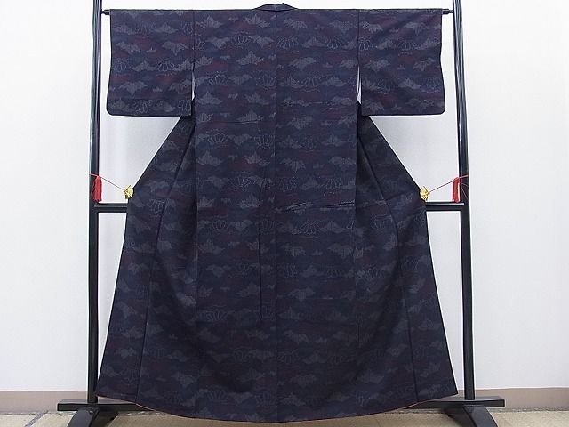 平和屋着物■上質な紬　桐花文　逸品　n-th1157