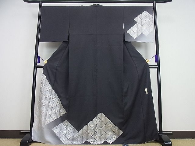 平和屋本店■極上　金彩友禅　卓越技能者・名工・和田光正　訪問着　松竹梅　暈し染め　反端付き　紫黒色地　逸品　未使用3s2159