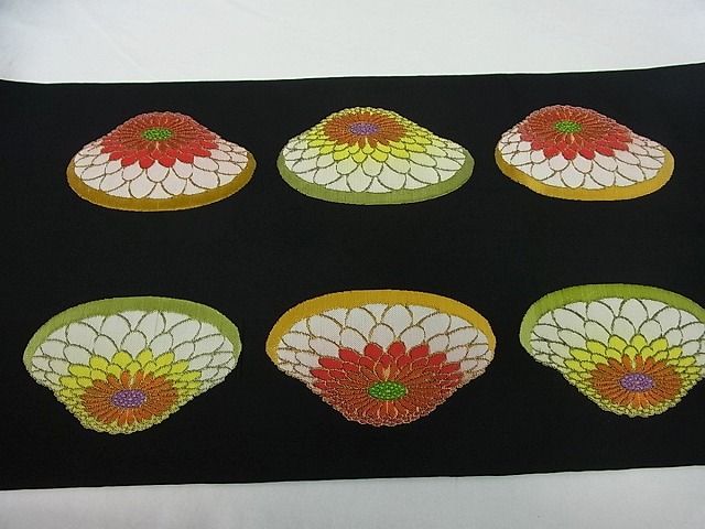 平和屋本店●極上 龍村平蔵製 追粉菊錦 本袋帯 黒地 金糸 逸品s3088