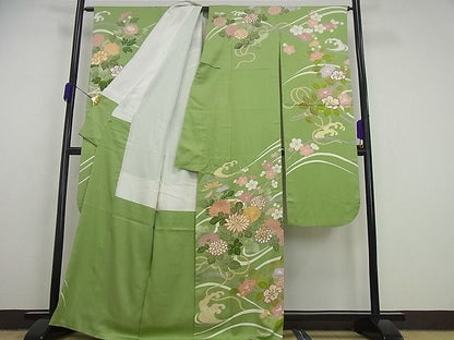 平和屋本店●極上 創業460年・千總 誰が袖好み 振袖 駒刺繍 立波花束ね文 松葉色地 金彩 高島屋扱い 逸品3s5049