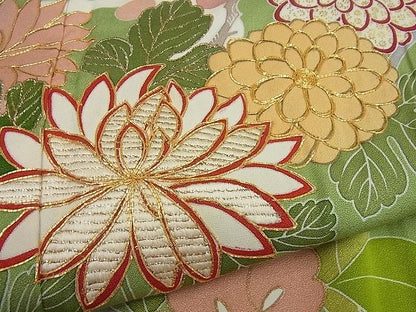 平和屋本店●極上 創業460年・千總 誰が袖好み 振袖 駒刺繍 立波花束ね文 松葉色地 金彩 高島屋扱い 逸品3s5049