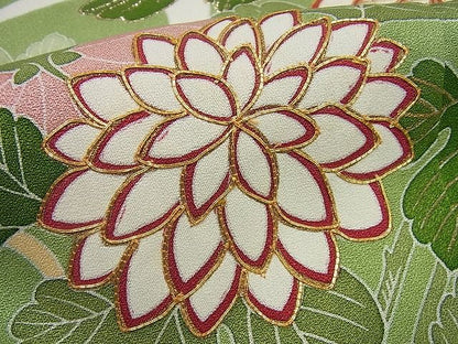 平和屋本店●極上 創業460年・千總 誰が袖好み 振袖 駒刺繍 立波花束ね文 松葉色地 金彩 高島屋扱い 逸品3s5049
