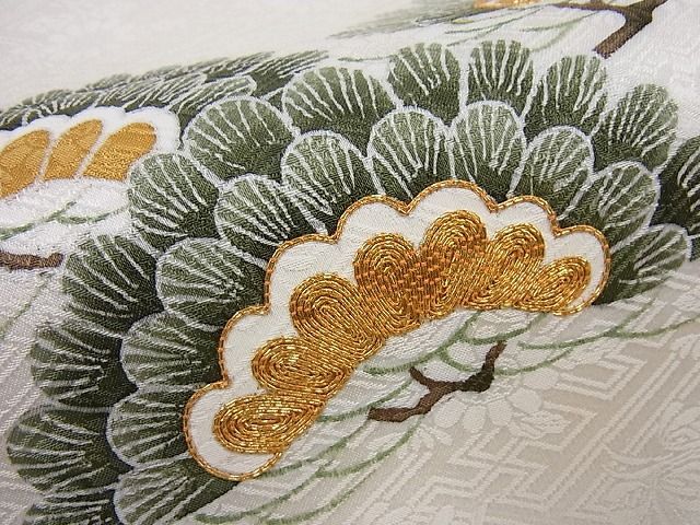 平和屋本店●極上　京都祇園の老舗　ぎをん齋藤　九寸名古屋帯　駒刺繍　吉祥花文　金糸　逸品　未使用3s593